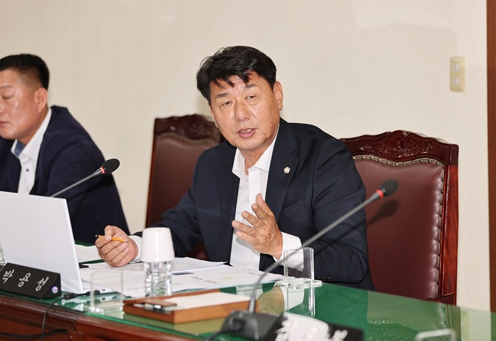 박용성 의원 사진